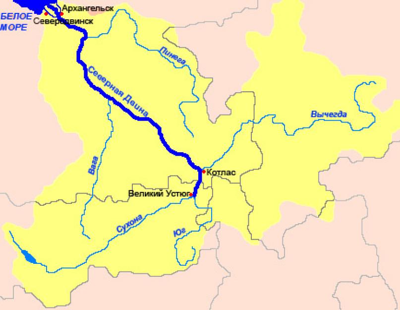 A Nyugat-Dvina folyó leírása a terv szerint.  Északi dvina folyó Oroszországban.  Növények és halak