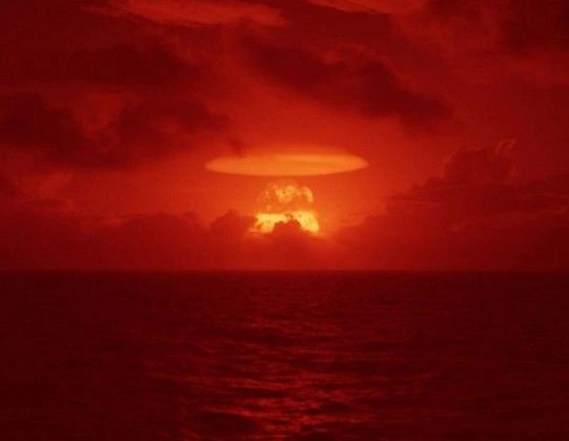 Самая мощная атомная бомба. Самые мощные ядерные бомбы в мире. Самая большая неядерная бомба