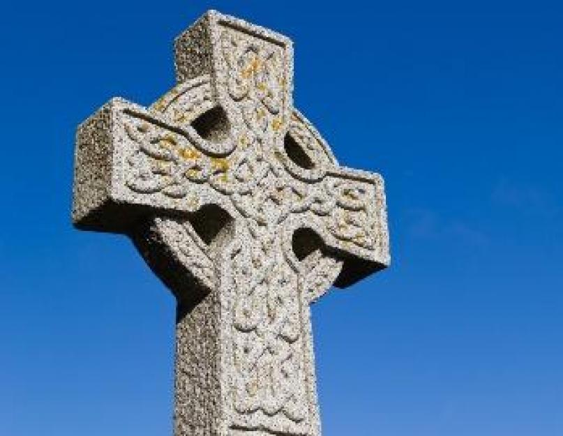 Ekstrasensai apie keltų kryžiaus simbolio reikšmę.  Keltų kryžiaus tatuiruotės reikšmė.  Keltų kryžiaus reikšmė magijoje
