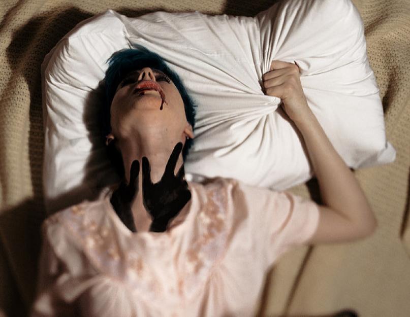 لماذا تحلم عندما تختنق.  ما هي الأمراض التي تسبب توقف التنفس أثناء النوم