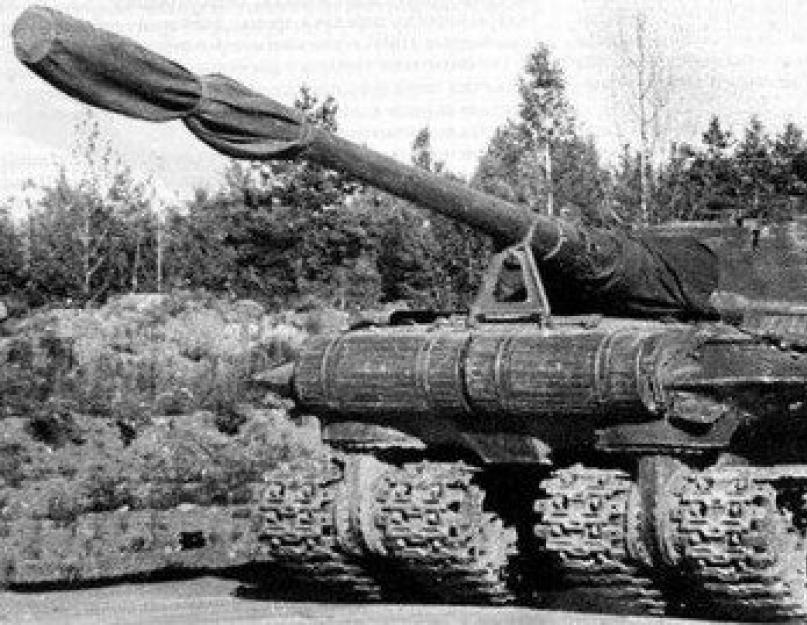 جسم الدبابة السوفيتية الثقيلة 279. الدبابات لا تخاف فقط من الأوساخ