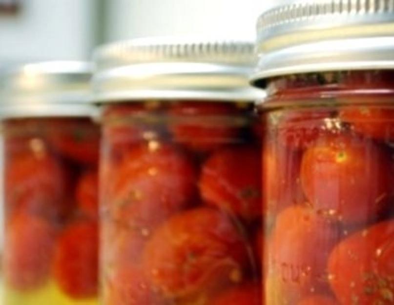 Kaip marinuoti pomidorus šaltu būdu.  Pomidorų sūdymas žiemai šaltu būdu kibire, statinėje, stiklainyje po nailoniniu dangteliu