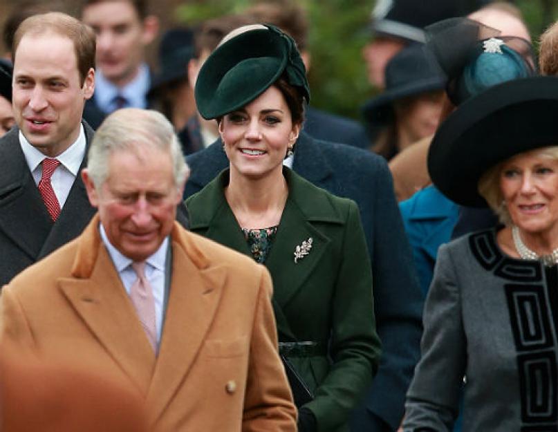 Ar princas Charlesas pasirengęs išsižadėti savo sūnaus dėl Kate Middleton?  Hercogienė Camilla kuria pasitikėjimo kupinus santykius su Meghan Markle.  Kam?  Catherine Middleton ir Camilla Parker Bowles santykiai