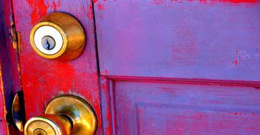 Why do you dream about a new door lock?