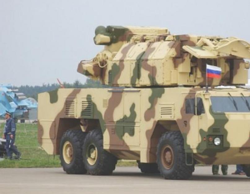 Katona géppuskával.  Melyik géppuska lesz a fő az orosz hadseregben?  Amerikai automata puska FN SCAR