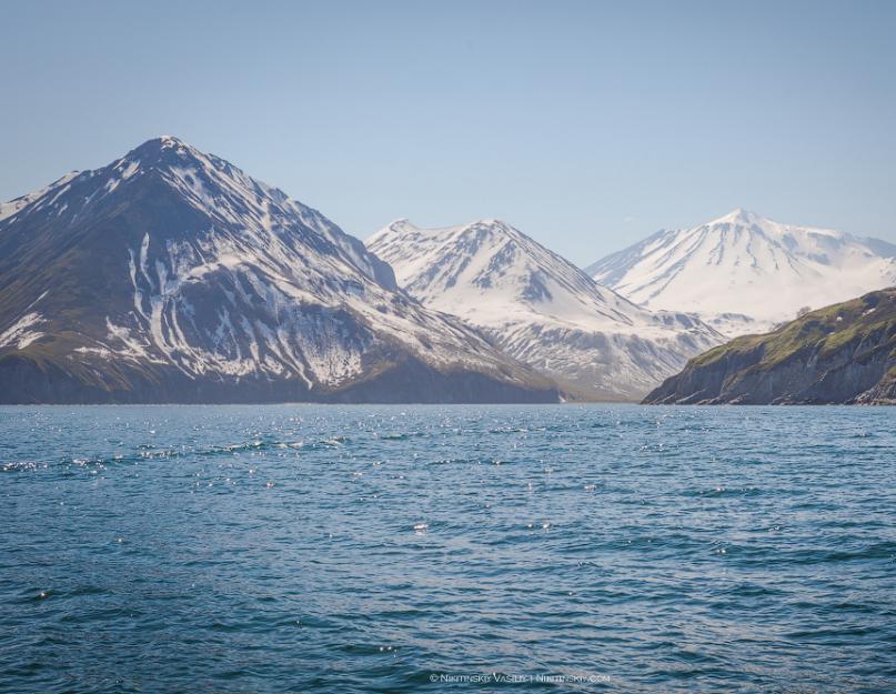 Įlanka yra rami Kamčiatka.  Rusijos įlanka Kamčiatkoje