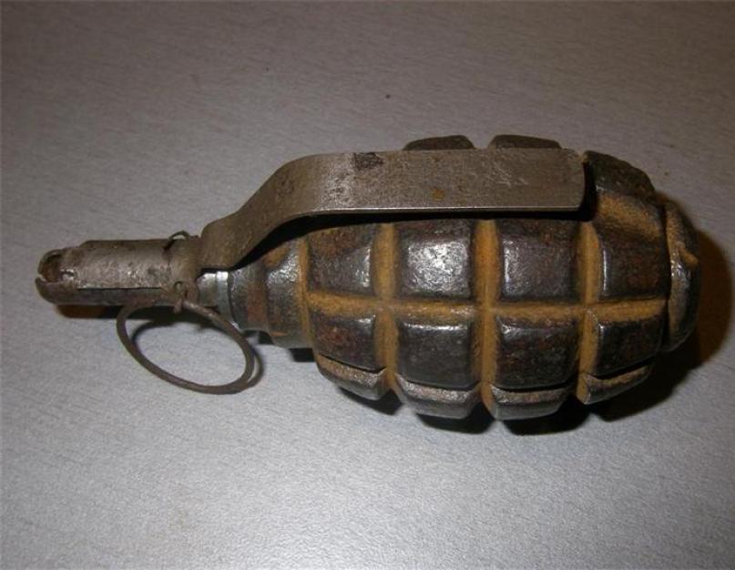 Rankinių granatų saugiklių veikimo principas.  rankinės granatos