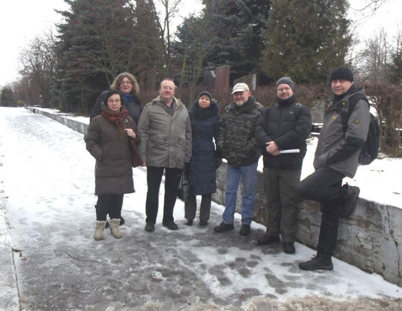 Smrt i sahrana Vere Glagoleve najnovije vijesti.  Detaljne informacije.  Oba muža Glagoleva jedva su se suzdržavala kod kovčega. Bila je radosna i nasmijana: Vera Glagoleva je došla kod Rodiona Nahapetova u snu