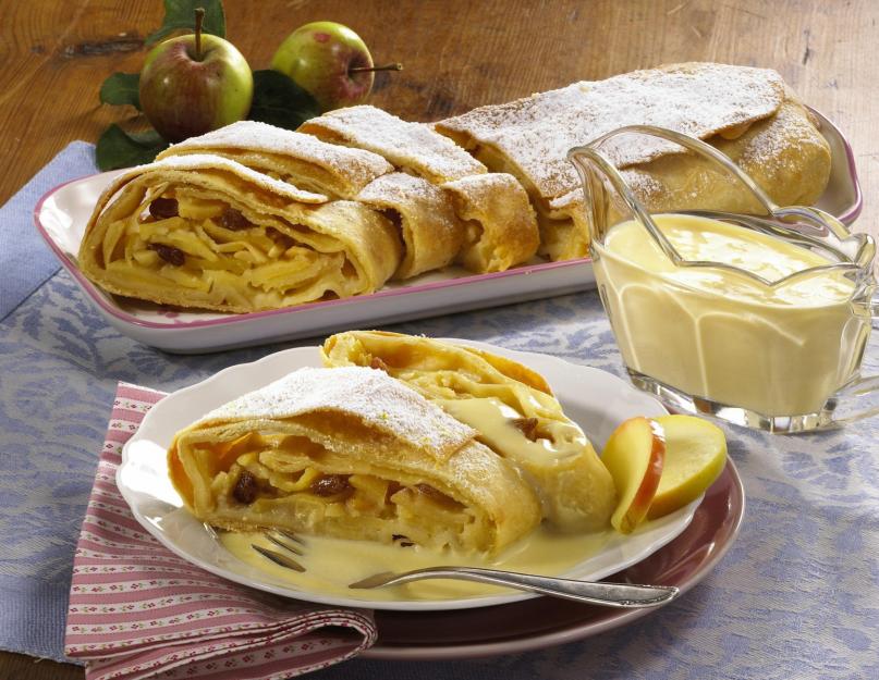 كيفية صنع فطيرة التفاح: وصفة من المعجنات النفخة والكلاسيكية ومن خبز البيتا.  فطيرة التفاح تحضير فطيرة لذيذة